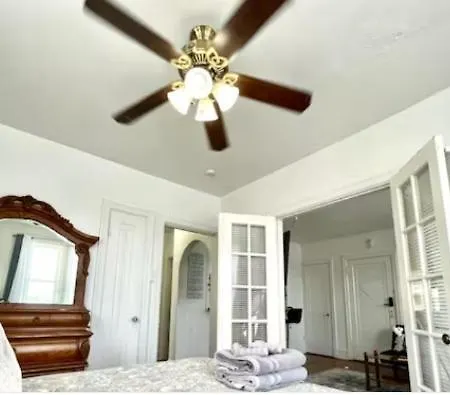 Experience A True Stl Visit! Apartamento
